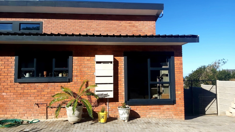 4 Bedroom Property for Sale in Tergniet Western Cape